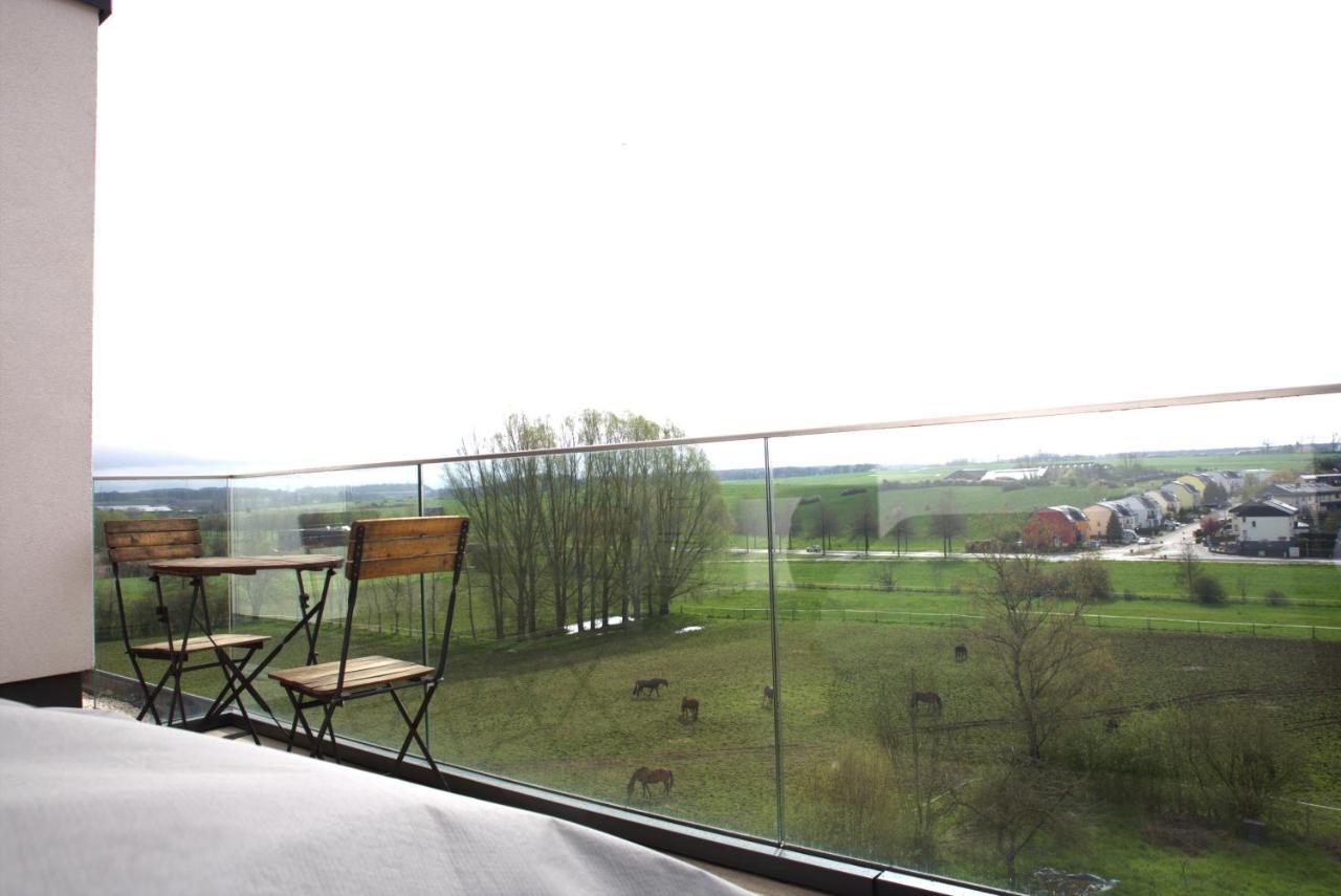 Peaceful Modern 2 Bedroom Penthouse With Nice View 에스페랑주 외부 사진