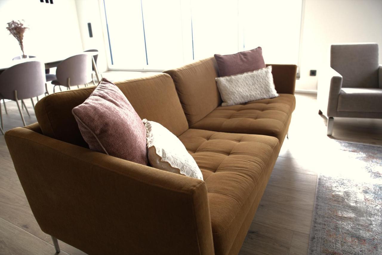 Peaceful Modern 2 Bedroom Penthouse With Nice View 에스페랑주 외부 사진
